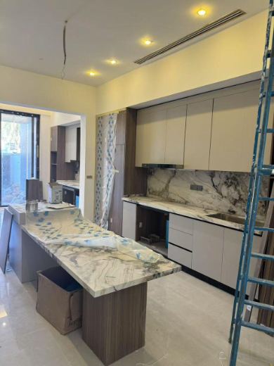 Projeto de arquitetura com lâmina sinterizada em Florianópolis — Fatto di Pietra